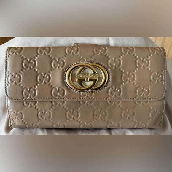 Gucci Beige Guccissima Leather Wallet - Picture 1 of 6